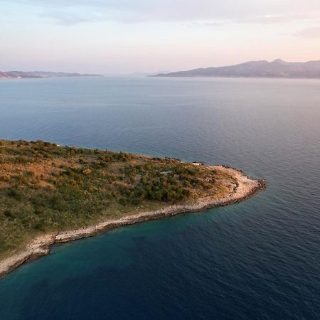 Nili Deluxe Hotell Sarandë Eksteriør bilde