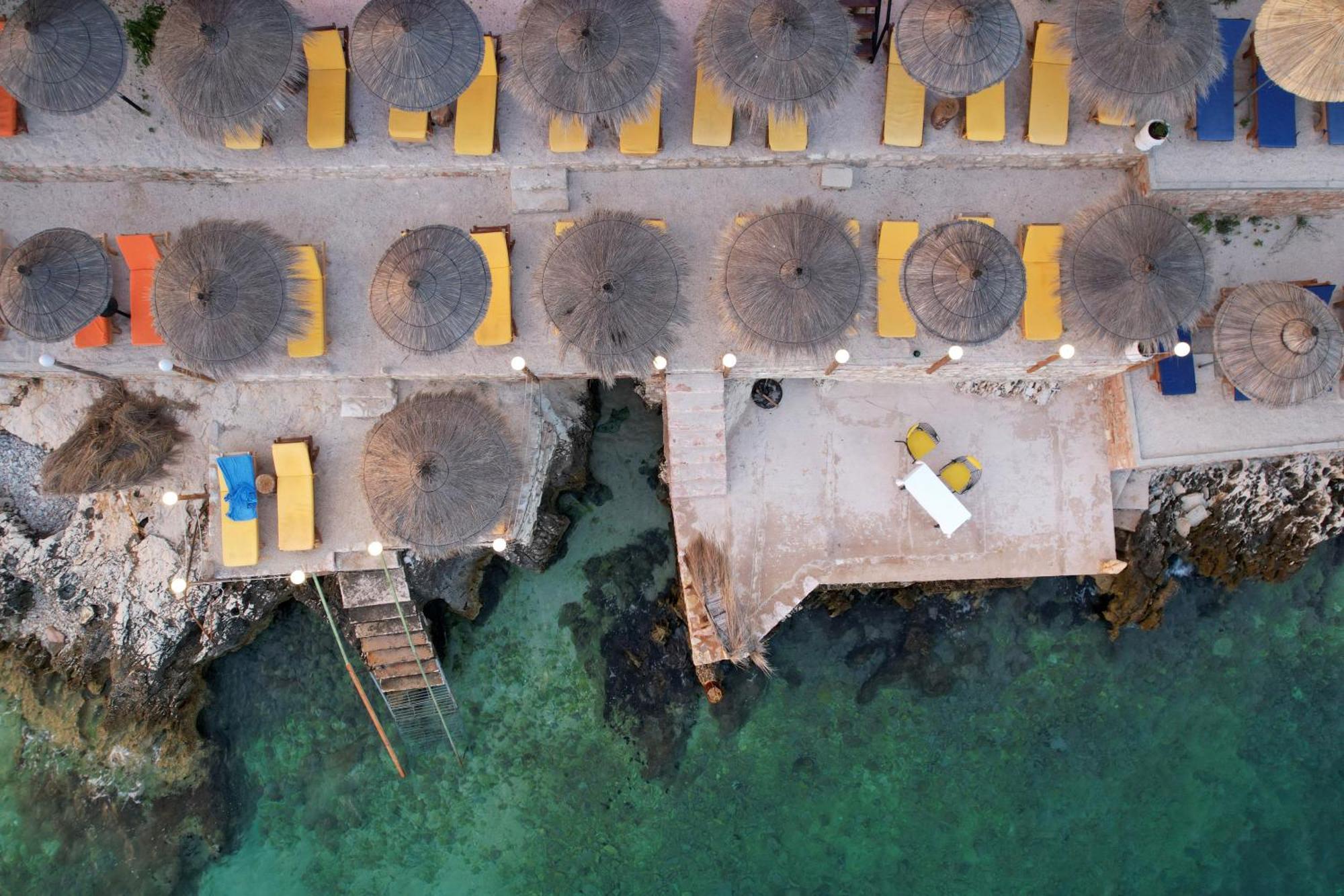 Nili Deluxe Hotell Sarandë Eksteriør bilde